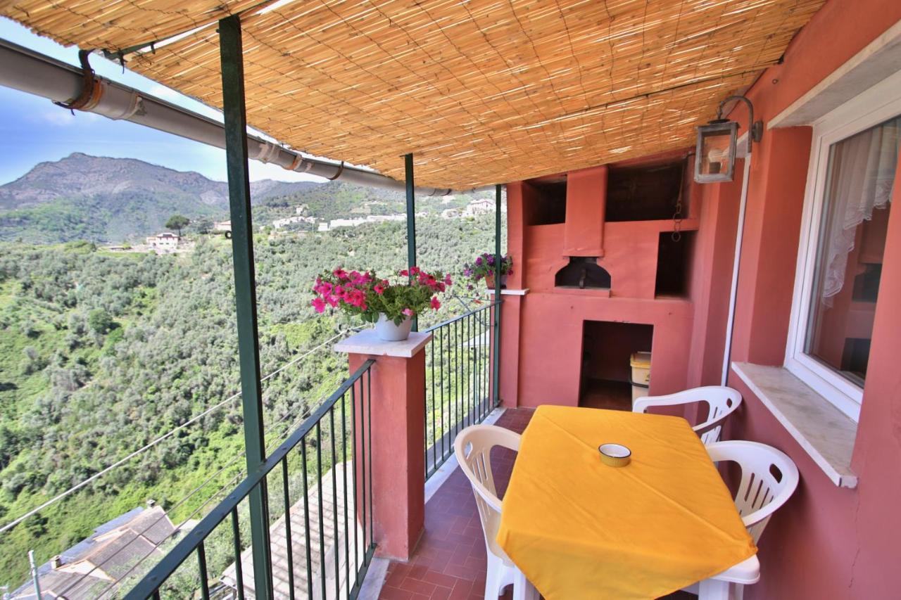 Mamaamelia Apartment Levanto Bagian luar foto