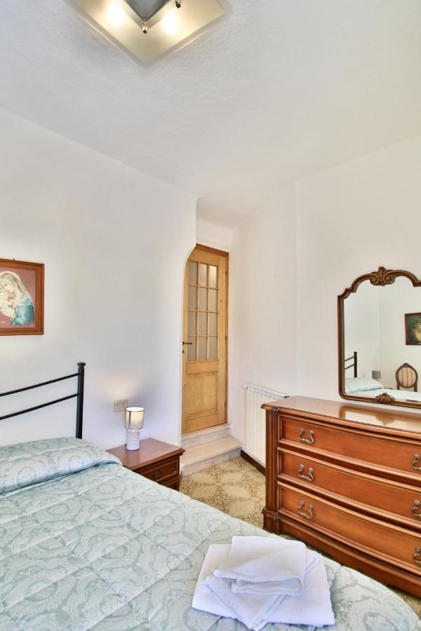 Mamaamelia Apartment Levanto Bagian luar foto